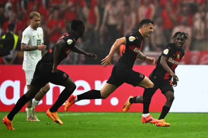 ثنائية محلية.. ليفركوزن يتوج بكأس ألمانيا على حساب كايزرسلاوترن